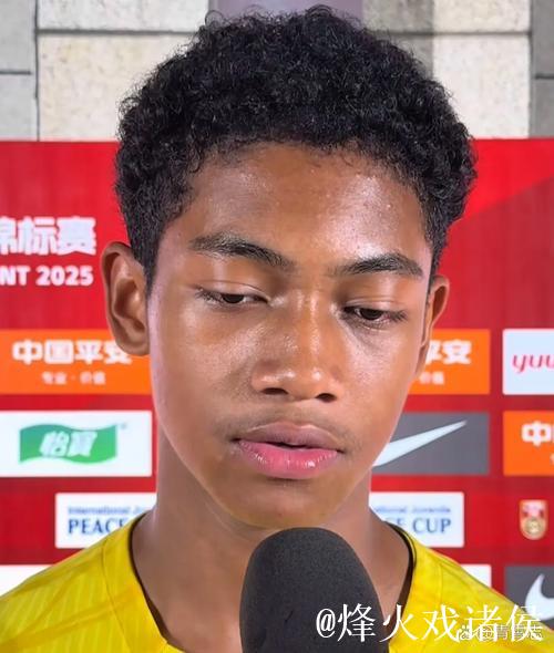 生不逢时的非典型中锋，15岁长太快差点退役，26