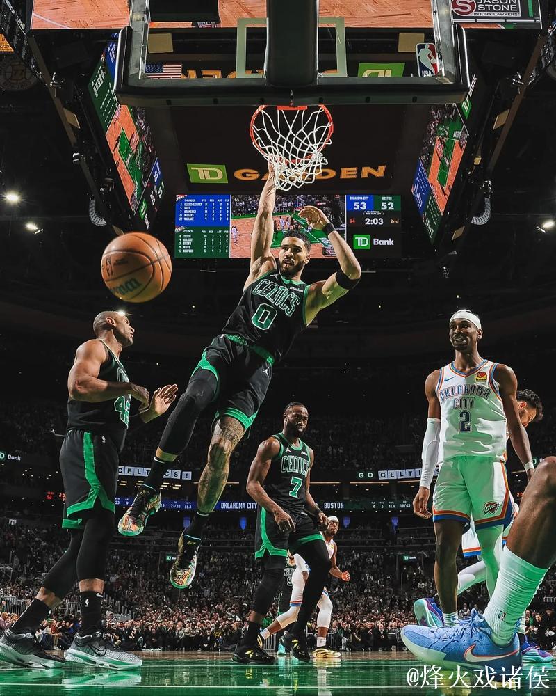 塔图姆34+10率凯尔特人险胜雄鹿喜迎3连胜,76人战胜魔术保持强劲势头 塔图姆34+10率凯尔特人险胜雄鹿喜迎3连胜,76人战胜魔术保持强劲势头