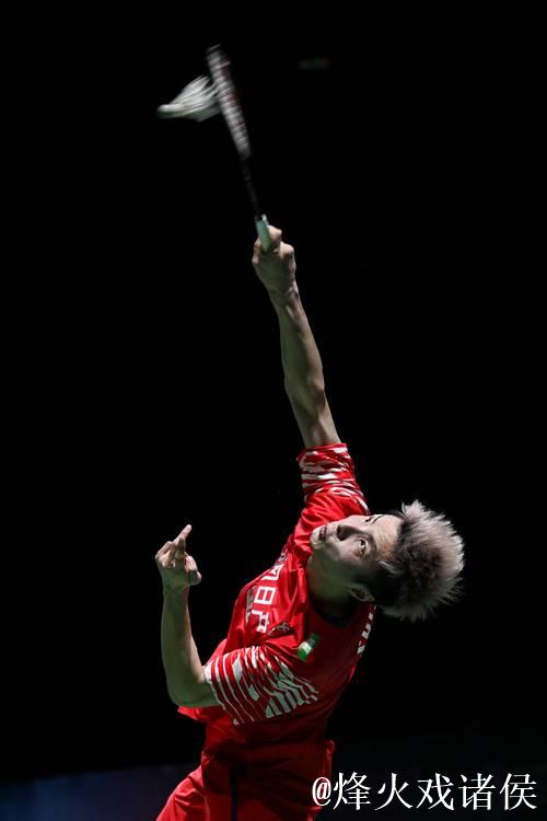 石宇奇伤退马来西亚公开赛 获男单亚军 石宇奇伤退马来西亚公开赛 获男单亚军